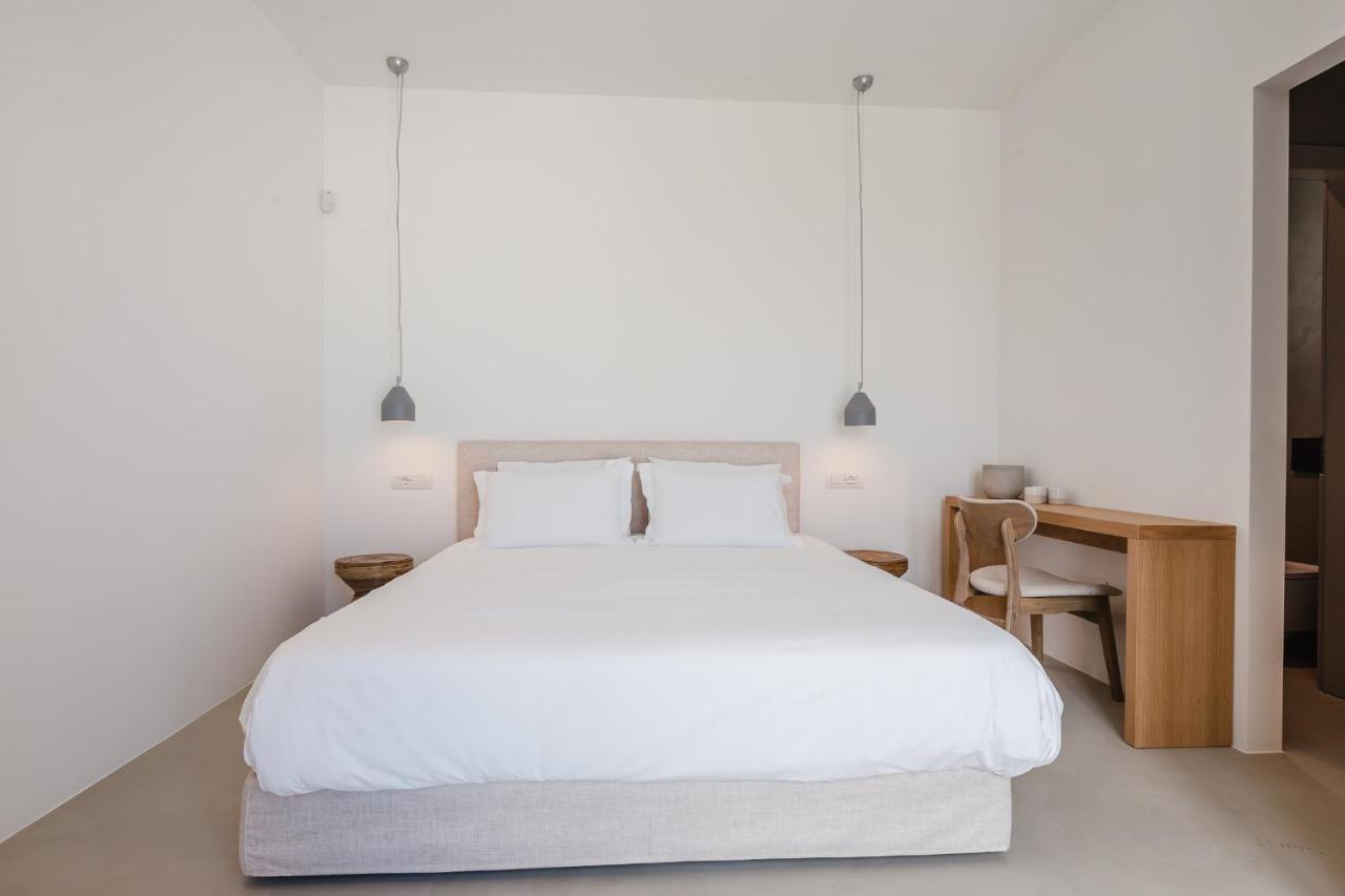 Amarelo Suites Klouvas Exteriör bild