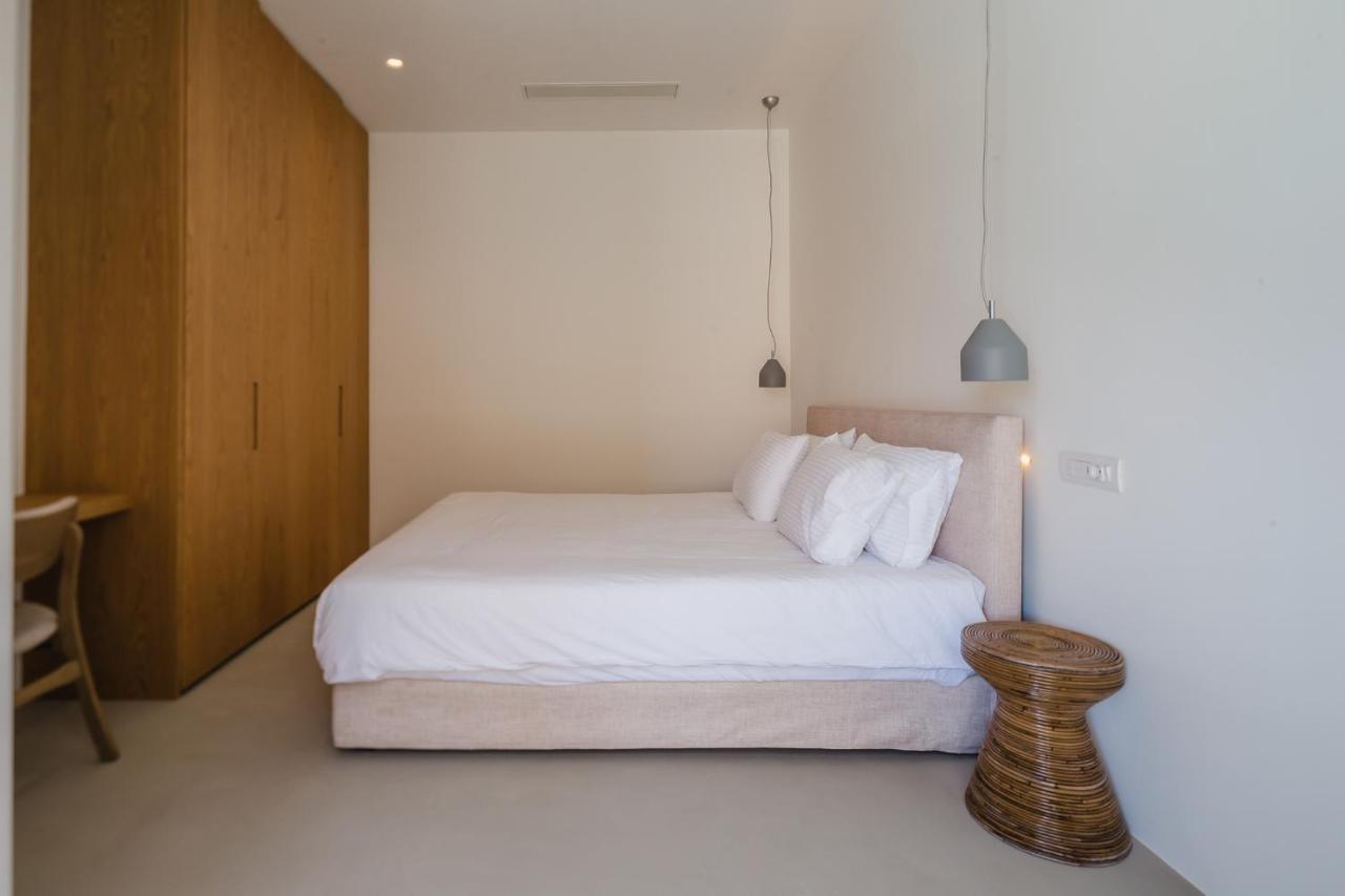 Amarelo Suites Klouvas Exteriör bild
